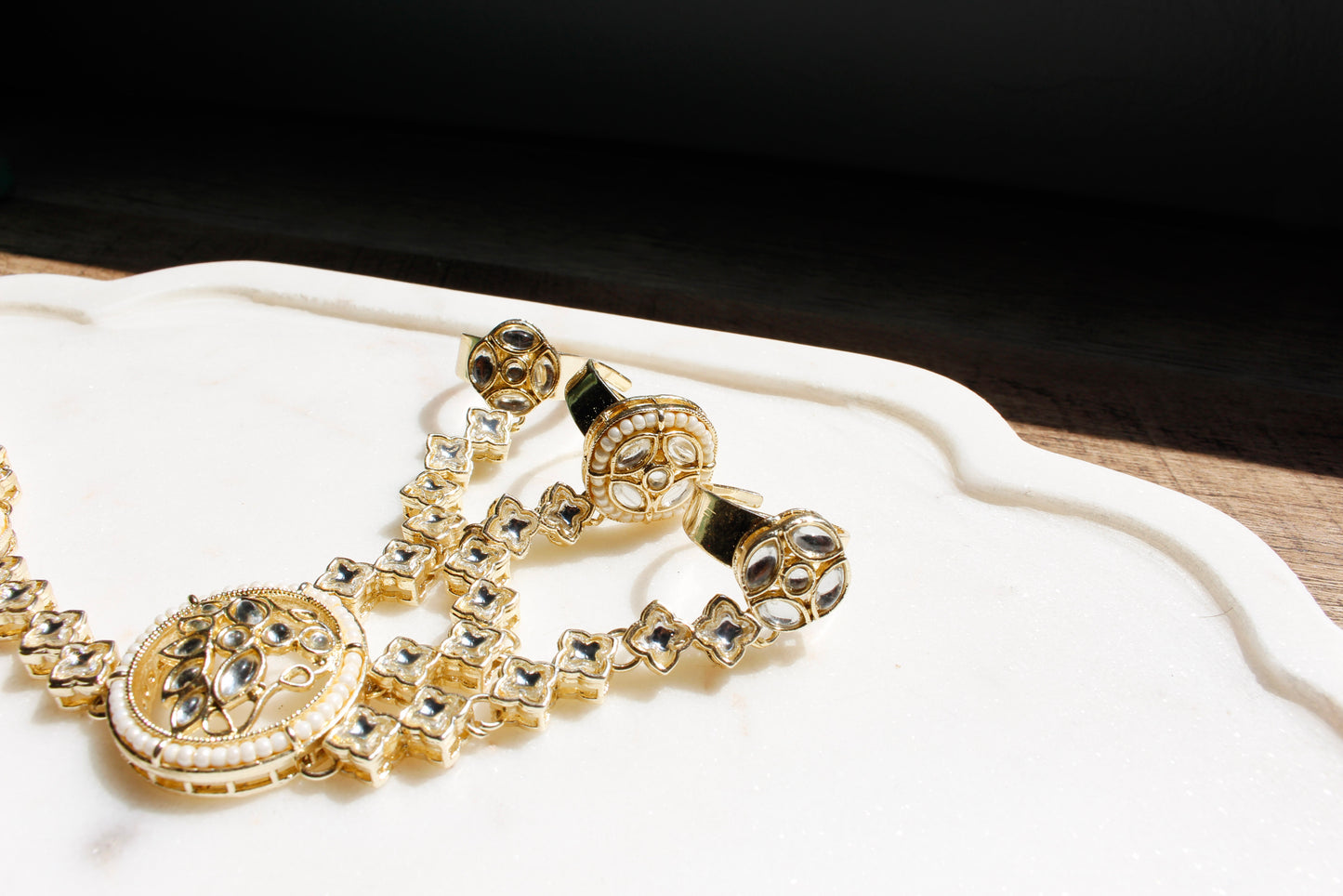 Aleena - Sold as Single (not a pair)